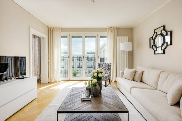 Wohnung zur Miete 3.865 € 2 Zimmer 82,8 m² 5. Geschoss frei ab sofort Schönfeldvorstadt München 80539