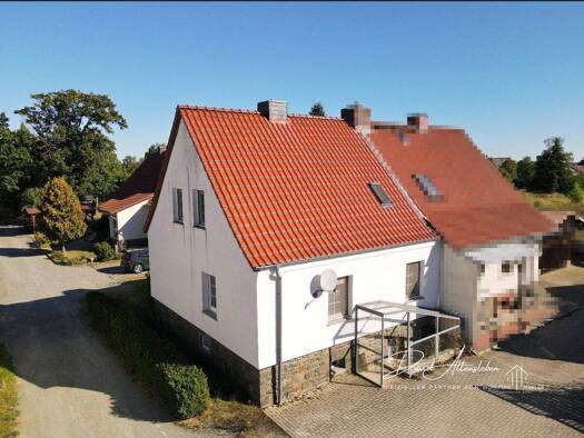 Doppelhaushälfte zum Kauf 160.000 € 4 Zimmer 100 m² 809 m² Grundstück Flechtingen 39345