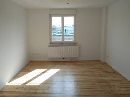 Wohnung zur Miete 880 € 3 Zimmer 80 m² 3. Geschoss frei ab sofort Maximilianstraße 12 Seeleinsbühl Westliche Außenstadt 90429