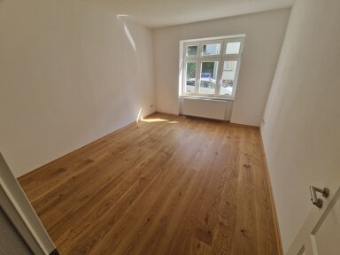 Wohnung zur Miete 640 € 3 Zimmer 100 m² EG frei ab sofort Weberstraße 7 Sebnitz Sebnitz 01855