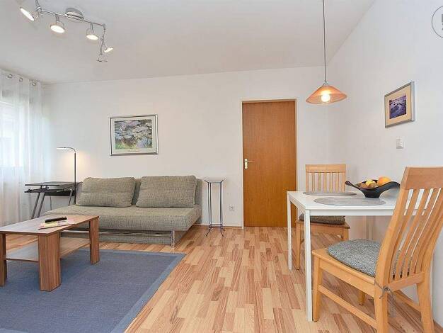 Wohnung zur Miete Wohnen auf Zeit 1.290 € 2 Zimmer 40 m² frei ab 01.01.2026 Münster Stuttgart 70376