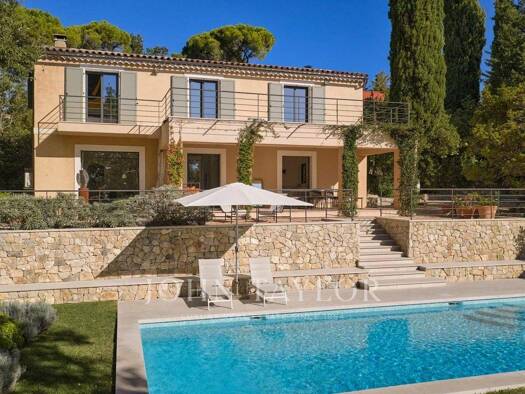 Einfamilienhaus zur Miete 7.500 € 6 Zimmer 173 m² 2.294 m² Grundstück Valbonne 06740