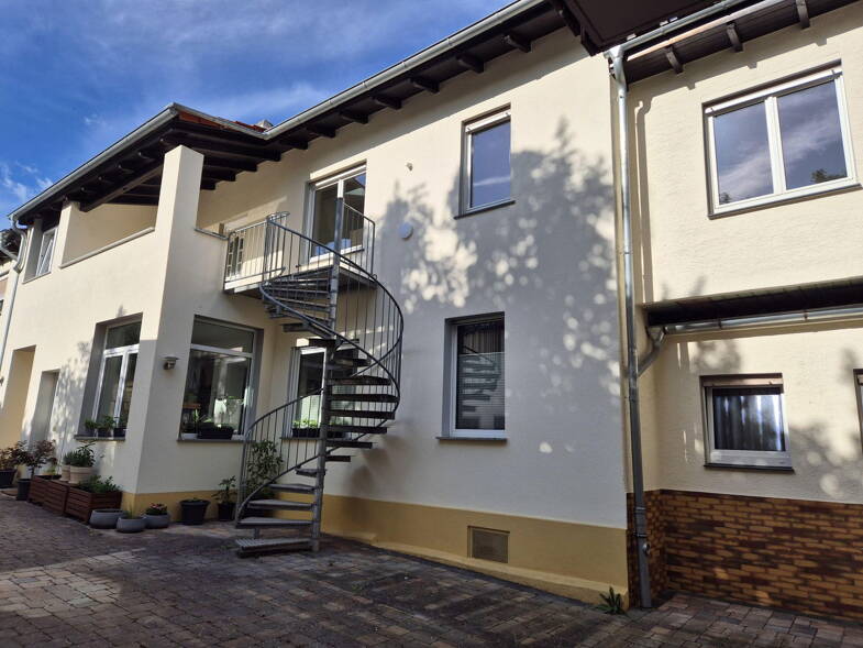 Wohnung zur Miete 1.100 € 3 Zimmer 69 m² 1. Geschoss Schierstein - Mitte Wiesbaden Schierstein 65201