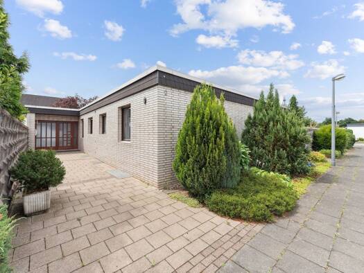 Bungalow zum Kauf 498.000 € 4 Zimmer 115 m² 423 m² Grundstück Neubrück Köln 51109