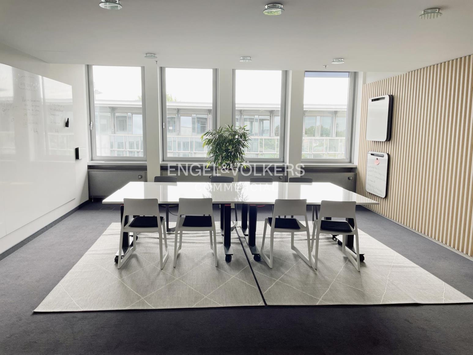 Büro-/Praxisfläche zur Miete 15 € 8.466,6 m²<br/>Bürofläche ab 448,7 m²<br/>Teilbarkeit Tempelhof Berlin 12105