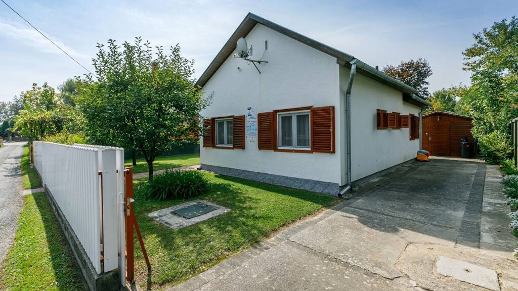 Einfamilienhaus zum Kauf 262.000 € 3 Zimmer 60 m² 403 m² Grundstück Balatonmáriafürdo 8647