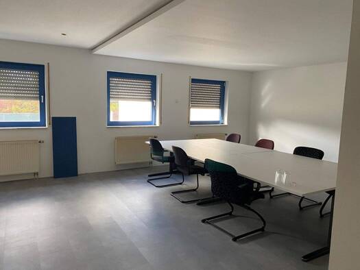 Büro zur Miete provisionsfrei 750 € 3 Zimmer 90 m² Bürofläche Langenselbold 63505