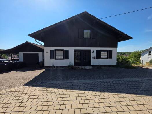 Einfamilienhaus zum Kauf 270.000 € 6 Zimmer 165 m² 680 m² Grundstück frei ab sofort Spiesen Spiesen-Elversberg 66583