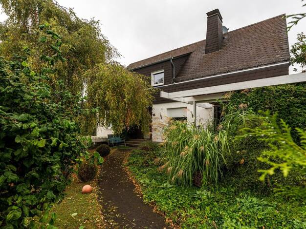 Mehrfamilienhaus zum Kauf provisionsfrei 485.000 € 10 Zimmer 211 m² 890 m² Grundstück Günne Möhnesee 59519