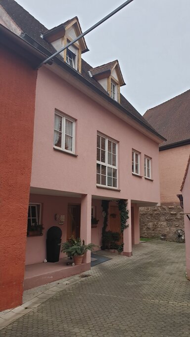 Einfamilienhaus zum Kauf provisionsfrei als Kapitalanlage geeignet 284.000 € 6 Zimmer 168,2 m² 469,6 m² Grundstück Josefsplatz 1a Spalt Spalt 91174