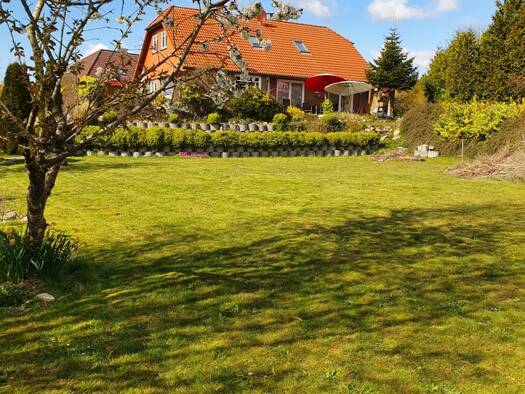 Einfamilienhaus zum Kauf 450.000 € 7 Zimmer 165 m² 1.600 m² Grundstück Albersdorf 25767