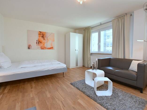 Studio zur Miete 1.150 € 1 Zimmer 27 m² 2. Geschoss frei ab sofort Mitte Stuttgart 70174
