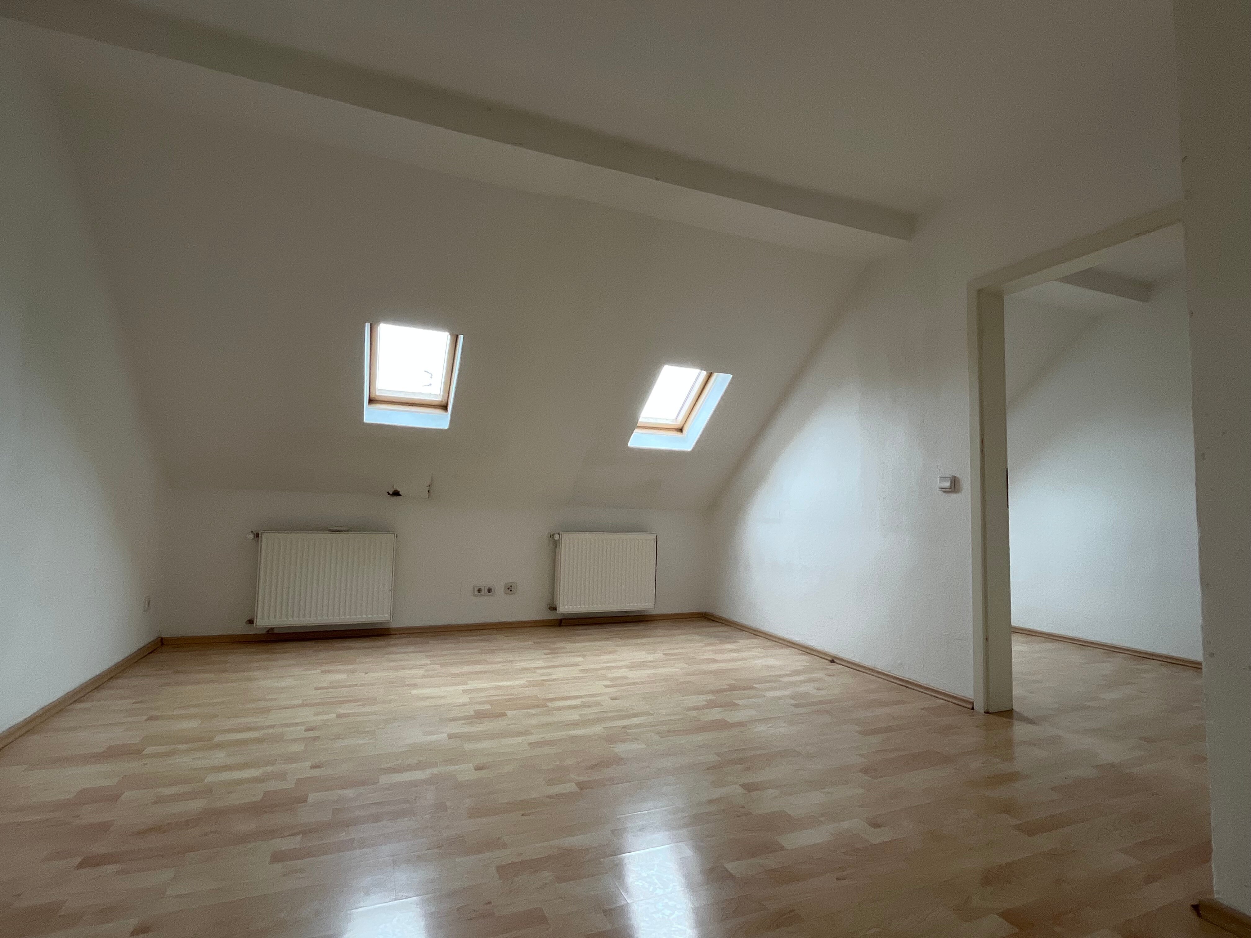 Wohnung zur Miete 1.090 € 4 Zimmer 76 m²<br/>Wohnfläche 4.<br/>Geschoss ab sofort<br/>Verfügbarkeit Mathildenschule Offenbach am Main 63065