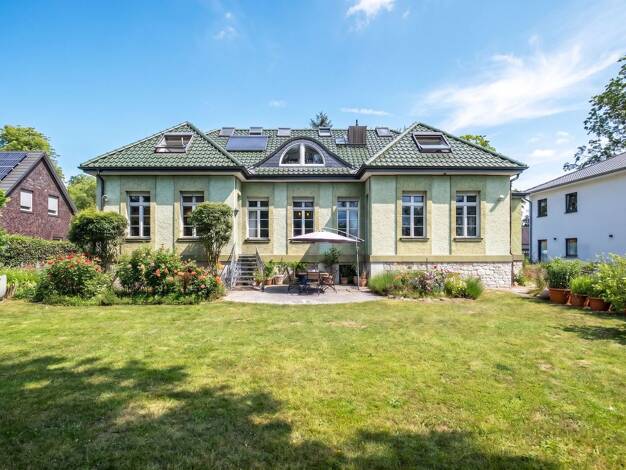 Villa zum Kauf 1.396.000 € 11 Zimmer 347 m² 1.620 m² Grundstück Dahlewitz Blankenfelde-Mahlow 15827