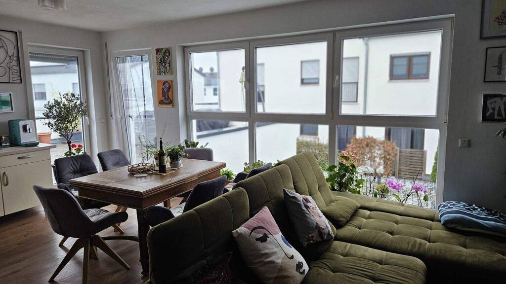 Penthouse zur Miete 1.200 € 4 Zimmer 111,8 m² frei ab 01.11.2026 Teublitz 93158