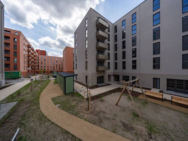 Studio zur Miete 701 € 1 Zimmer 51,9 m² EG frei ab sofort Straße 72 Spandau Spandau 13599