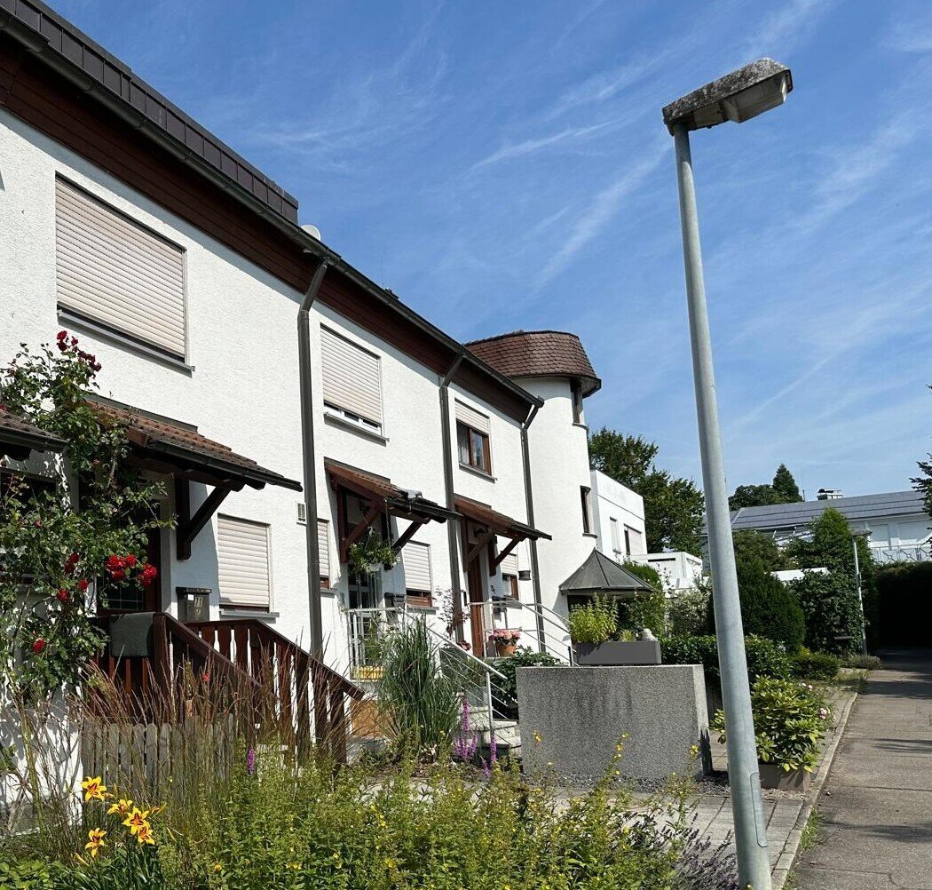 Haus zum Kauf 598.000 € 8,5 Zimmer 148 m²<br/>Wohnfläche 236 m²<br/>Grundstück ab sofort<br/>Verfügbarkeit Harthausen Filderstadt 70794