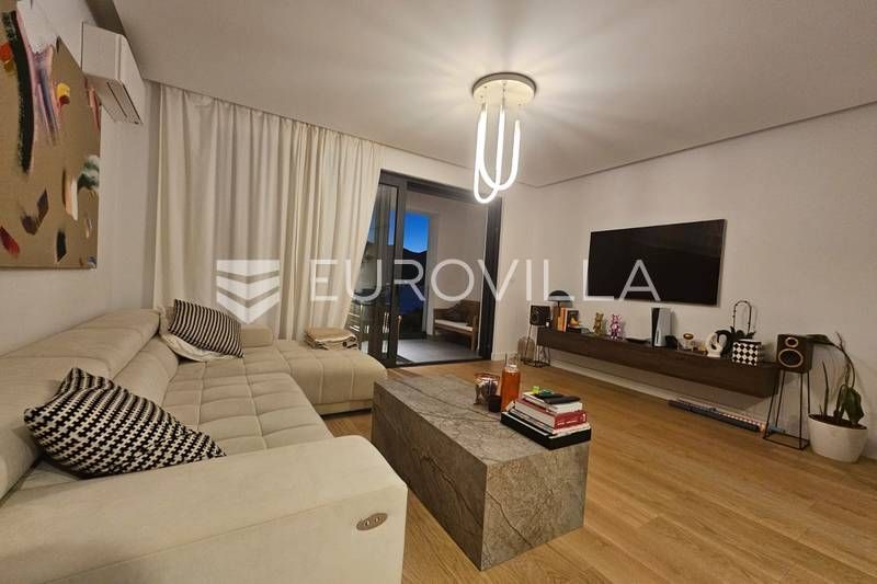 Wohnung zum Kauf 550.000 € 2 Zimmer 101 m²<br/>Wohnfläche 1.<br/>Geschoss Rijeka 51000