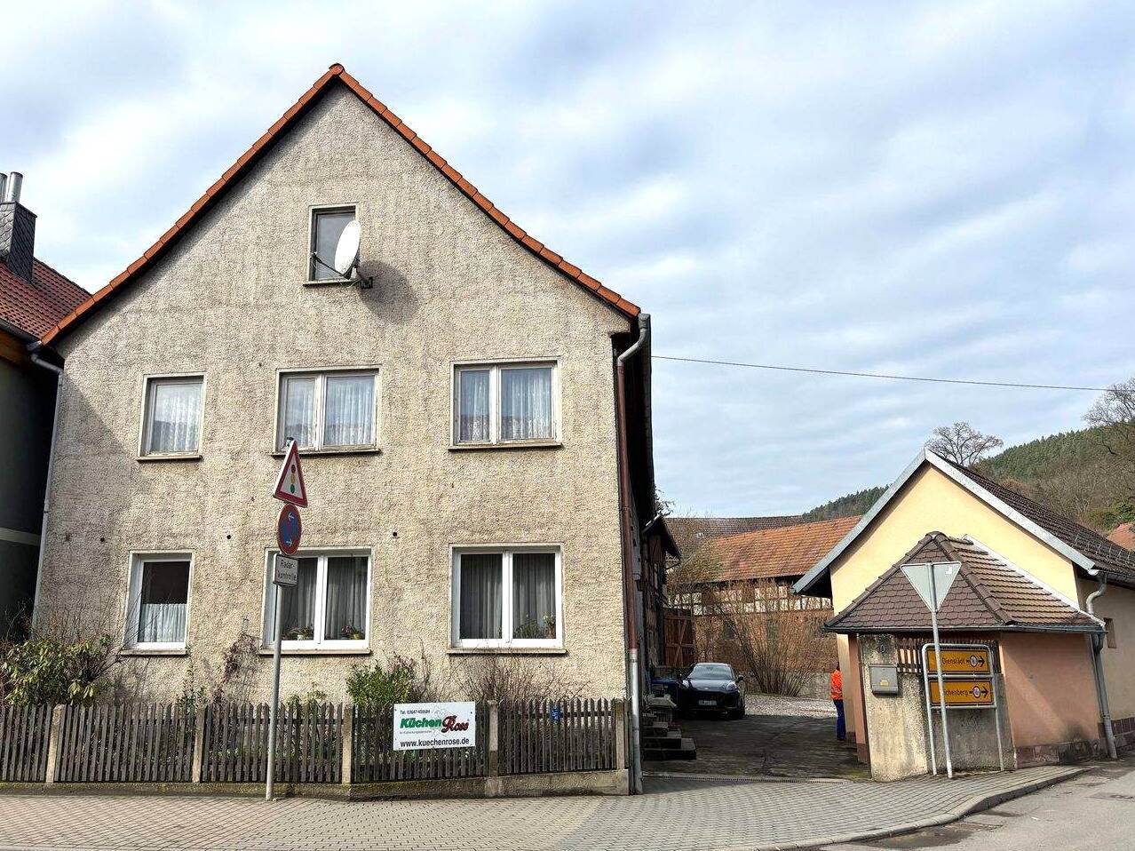 Immobilie in Großeutersdorf - Eigentum statt Miete! Bauernhaus mit viel Nebengelass für Leute mit handwerklichen Geschick in Großeutersdorf - Bild 2