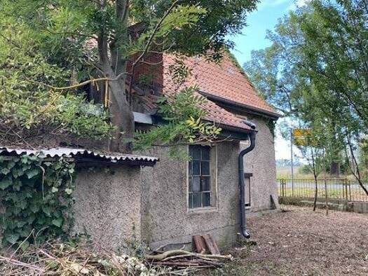 Einfamilienhaus zum Kauf 11.000 € 4 Zimmer 80 m² 317 m² Grundstück Piskowitz Lommatzsch 01623