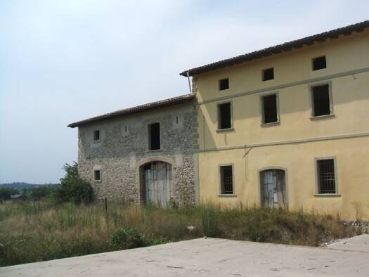 Bauernhaus zum Kauf 3.500.000 € 12 Zimmer 1.500 m² 133.000 m² Grundstück frei ab sofort Castellaro 46040