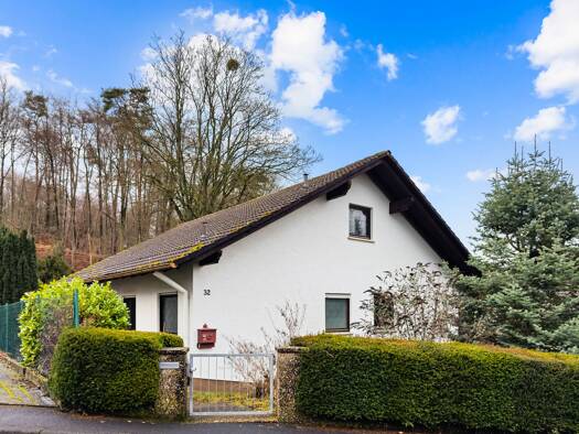 Einfamilienhaus zum Kauf provisionsfrei 535.000 € 7 Zimmer 194 m² 795 m² Grundstück Hailer Gelnhausen 63571