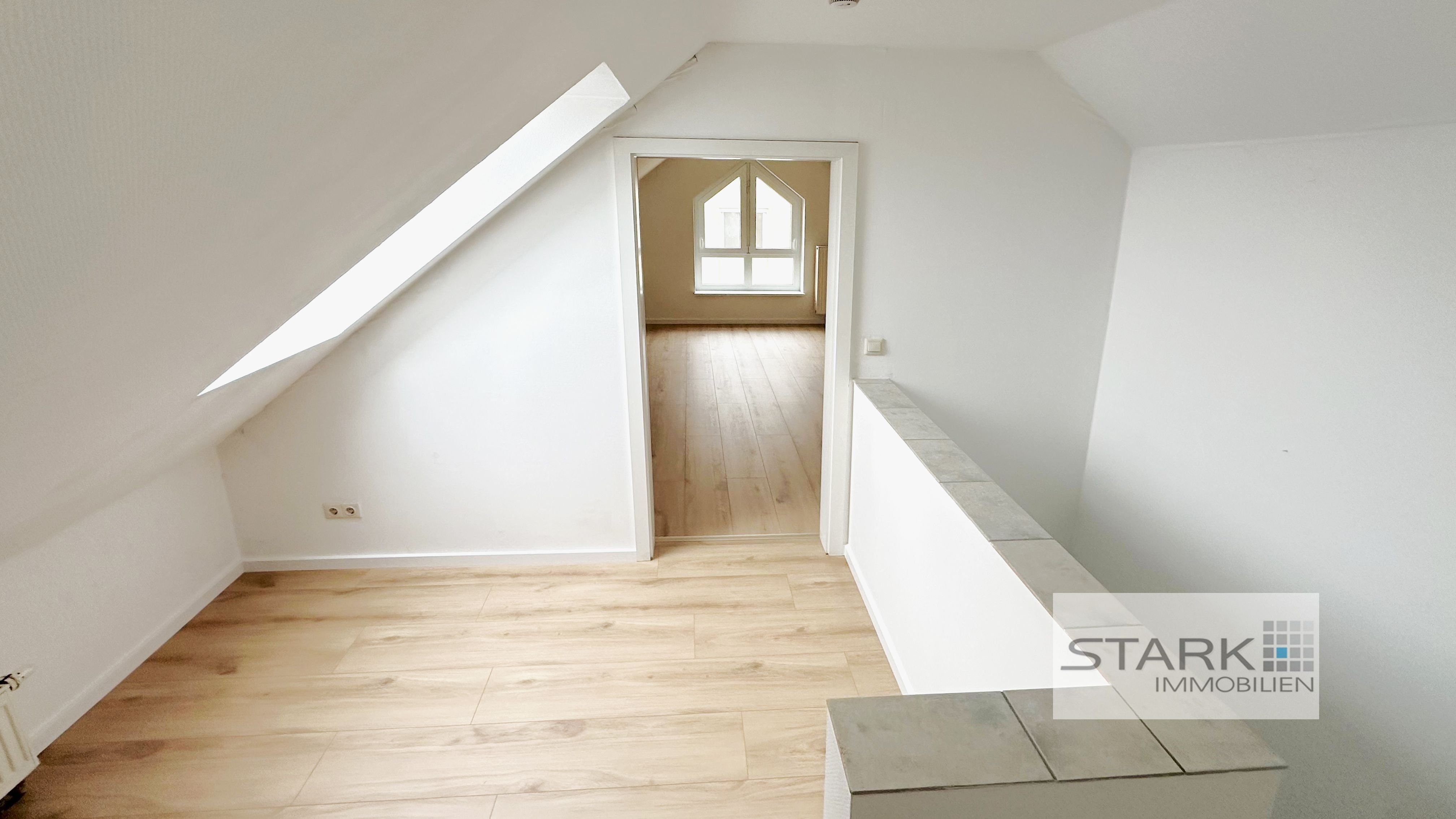 Maisonette zum Kauf provisionsfrei 370.000 € 4,5 Zimmer 101 m²<br/>Wohnfläche 1.<br/>Geschoss ab sofort<br/>Verfügbarkeit Merowingerstraße 29 Eisingen 97249