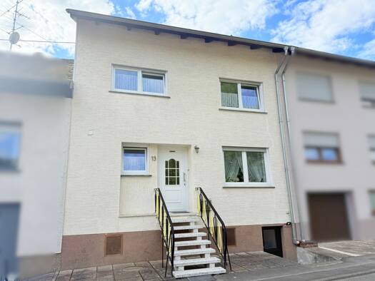 Reihenmittelhaus zum Kauf 199.000 € 5 Zimmer 110 m² 223 m² Grundstück Heusweiler Heusweiler 66265