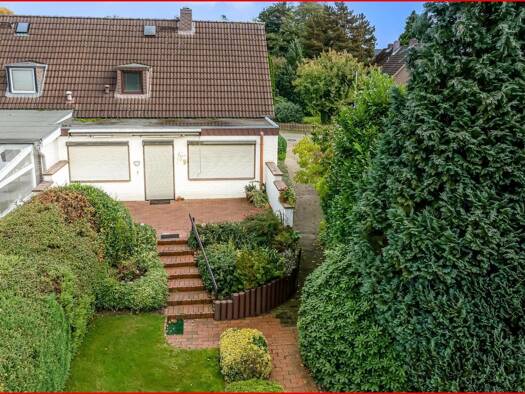 Doppelhaushälfte zum Kauf provisionsfrei 219.000 € 4,5 Zimmer 87 m² 713 m² Grundstück frei ab sofort Bad Bramstedt 24576