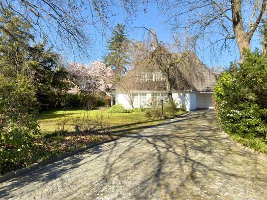 Einfamilienhaus zum Kauf provisionsfrei 895.000 € 5 Zimmer 292 m² 1.002 m² Grundstück frei ab sofort H.-C.-Junge-Weg 9 Oberneuland Bremen 28355