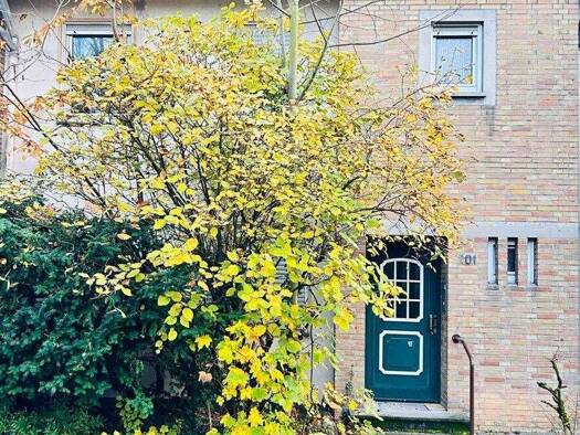 Reihenmittelhaus zum Kauf 580.000 € 5 Zimmer 103 m² 120 m² Grundstück frei ab sofort Loreleistr. 101 Unterliederbach Frankfurt am Main / Höchst 65929