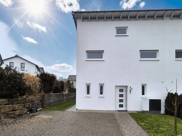 Doppelhaushälfte zum Kauf 498.000 € 4 Zimmer 140 m² 265 m² Grundstück Bühlertann 74424