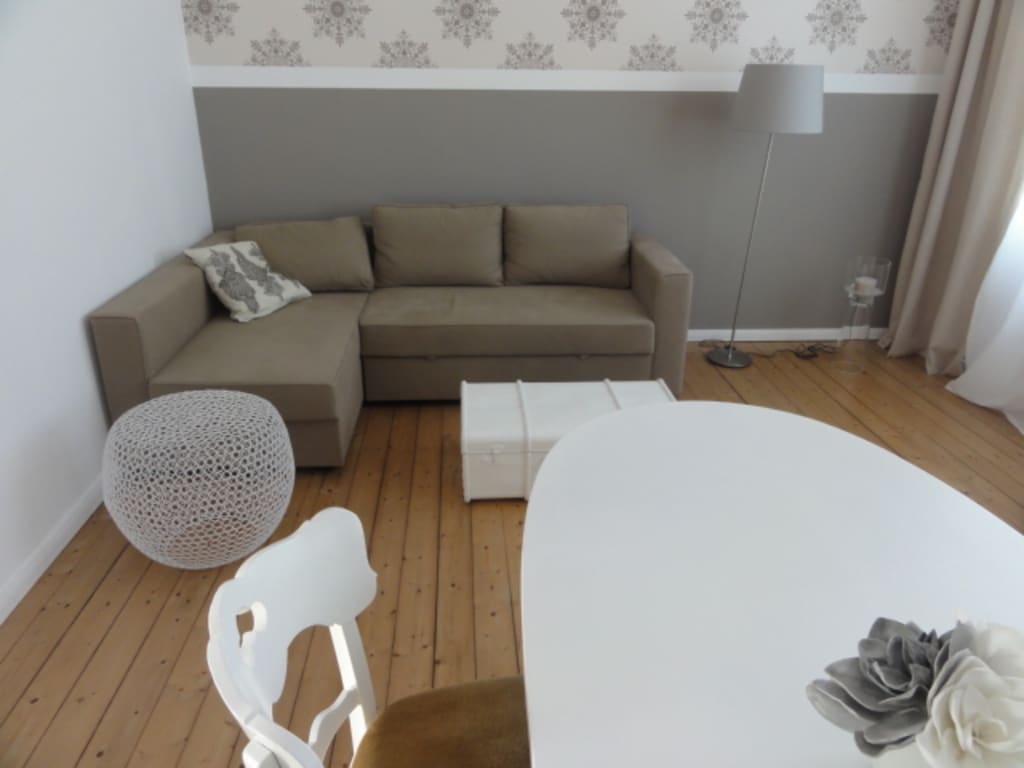 Wohnung zur Miete Wohnen auf Zeit 1.250 € 2 Zimmer 65 m²<br/>Wohnfläche 01.06.2025<br/>Verfügbarkeit Nelkengarten Bredeney Essen 45133