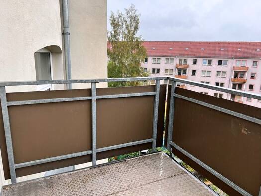 Wohnung zur Miete 216 € 1 Zimmer 38 m² Seumestraße 86 Haselbrunn Plauen 08525