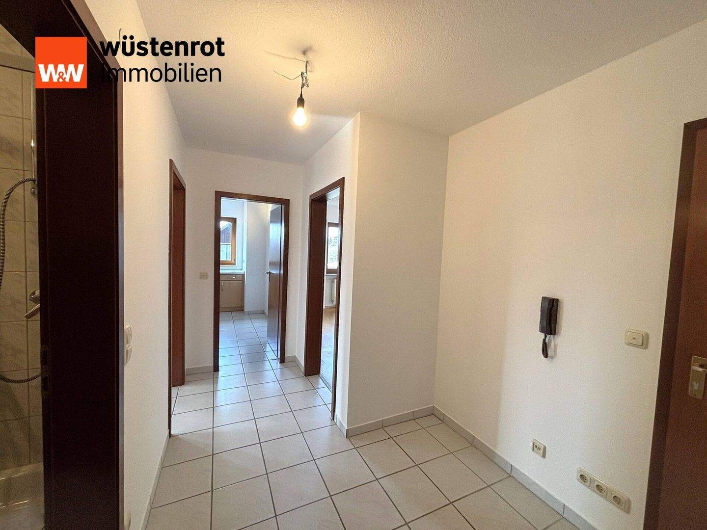 Immobilie in Reichenschwand - Gemütliche 2-Zimmer-Dachgeschoss-Wohnung ca. 56 m², mit EBK und Carport - Bild 4