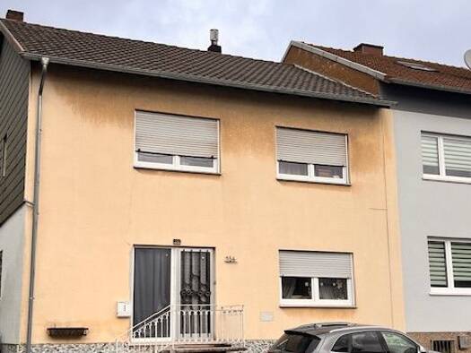 Haus zum Kauf 137.000 € 7 Zimmer 200 m² 1.640 m² Grundstück frei ab sofort Nalbach 66809