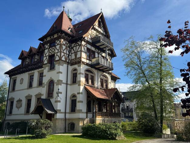 Maisonette zum Kauf 650.000 € 3 Zimmer 135,6 m² 4. Geschoss Bühlau/Weißer Hirsch Ortsamtsbereich Loschwitz 01324