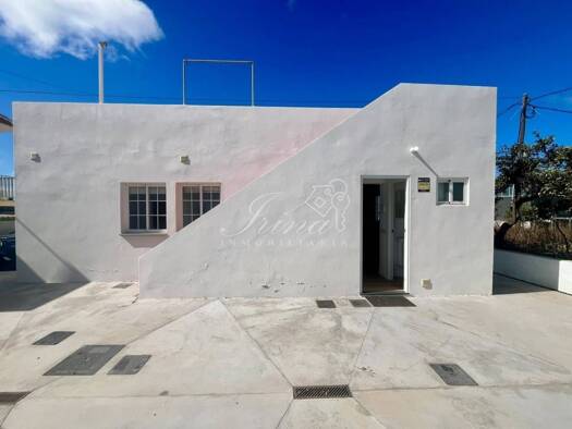 Villa zum Kauf 310.000 € 3 Zimmer 147 m² 614 m² Grundstück Los Llanos de Aridane 38760