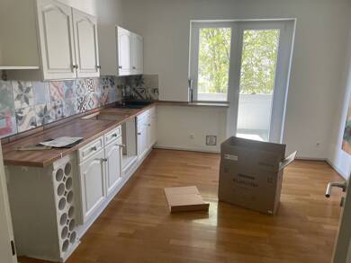Wohnung zur Miete 650 € 3 Zimmer 85 m² Geschoss 2/2 frei ab sofort Rüttenscheid Essen 45136