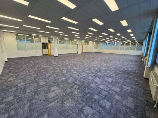 Bürofläche zur Miete 6,50 € 650 m² Bürofläche Bahrenfeld Hamburg 22525