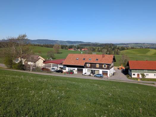 Mehrfamilienhaus zum Kauf 779.000 € 42 Zimmer 1.200 m² 2.435 m² Grundstück Oberreute 88179