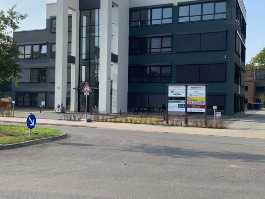 Bürofläche zur Miete provisionsfrei 795 € 1 Zimmer 30 m² Bürofläche Eggerstedter Weg 18 Pinneberg 25421