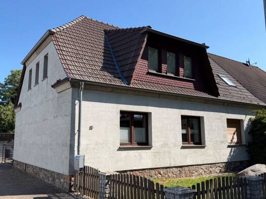 Doppelhaushälfte zum Kauf 249.000 € 5 Zimmer 180 m² 2.000 m² Grundstück frei ab 01.09.2026 Alexanderhof Prenzlau 17291
