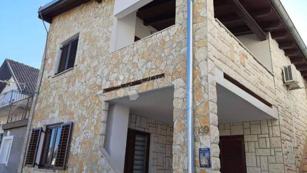 Haus zum Kauf 335.000 € 8 Zimmer 190 m² Bilice