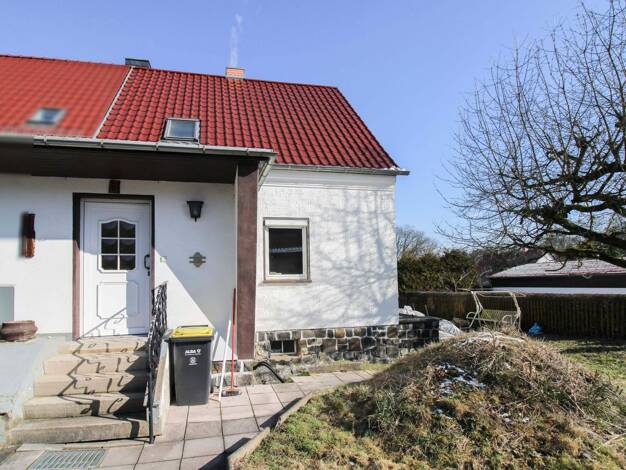 Doppelhaushälfte zum Kauf 95.000 € 4 Zimmer 80,3 m² 540,3 m² Grundstück Grimma Grimma 04668
