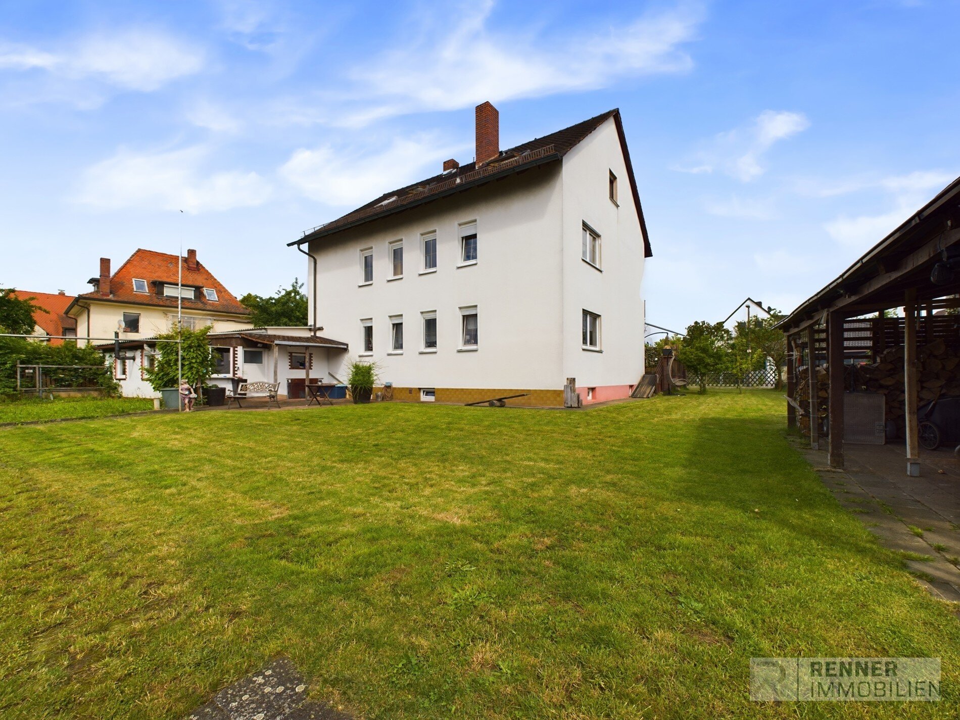 Mehrfamilienhaus zum Kauf 849.000 € 10 Zimmer 244,9 m²<br/>Wohnfläche 829 m²<br/>Grundstück Großgründlach Nürnberg 90427