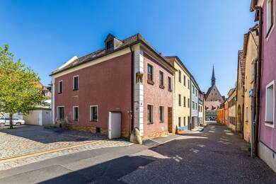 Wohn- und Geschäftshaus zum Kauf provisionsfrei als Kapitalanlage geeignet 380.000 € 8 Zimmer 308 m² 164 m² Grundstück Altstadt Amberg 92224