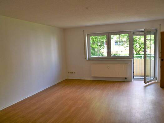Wohnung zur Miete 396 € 1,5 Zimmer 57,5 m² frei ab 01.03.2026 Am Mittelweg 18 Pößneck,Stadt Pößneck 07381