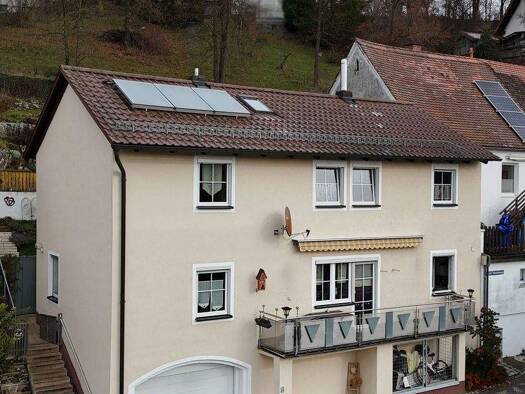 Einfamilienhaus zum Kauf 280.000 € 4 Zimmer 148 m² 386 m² Grundstück Beratzhausen 93176