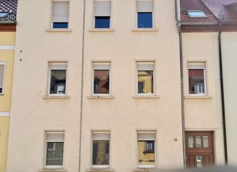Reihenmittelhaus zum Kauf 300.000 € 7 Zimmer 162 m²<br/>Wohnfläche 310 m²<br/>Grundstück Grimma Grimma 04668